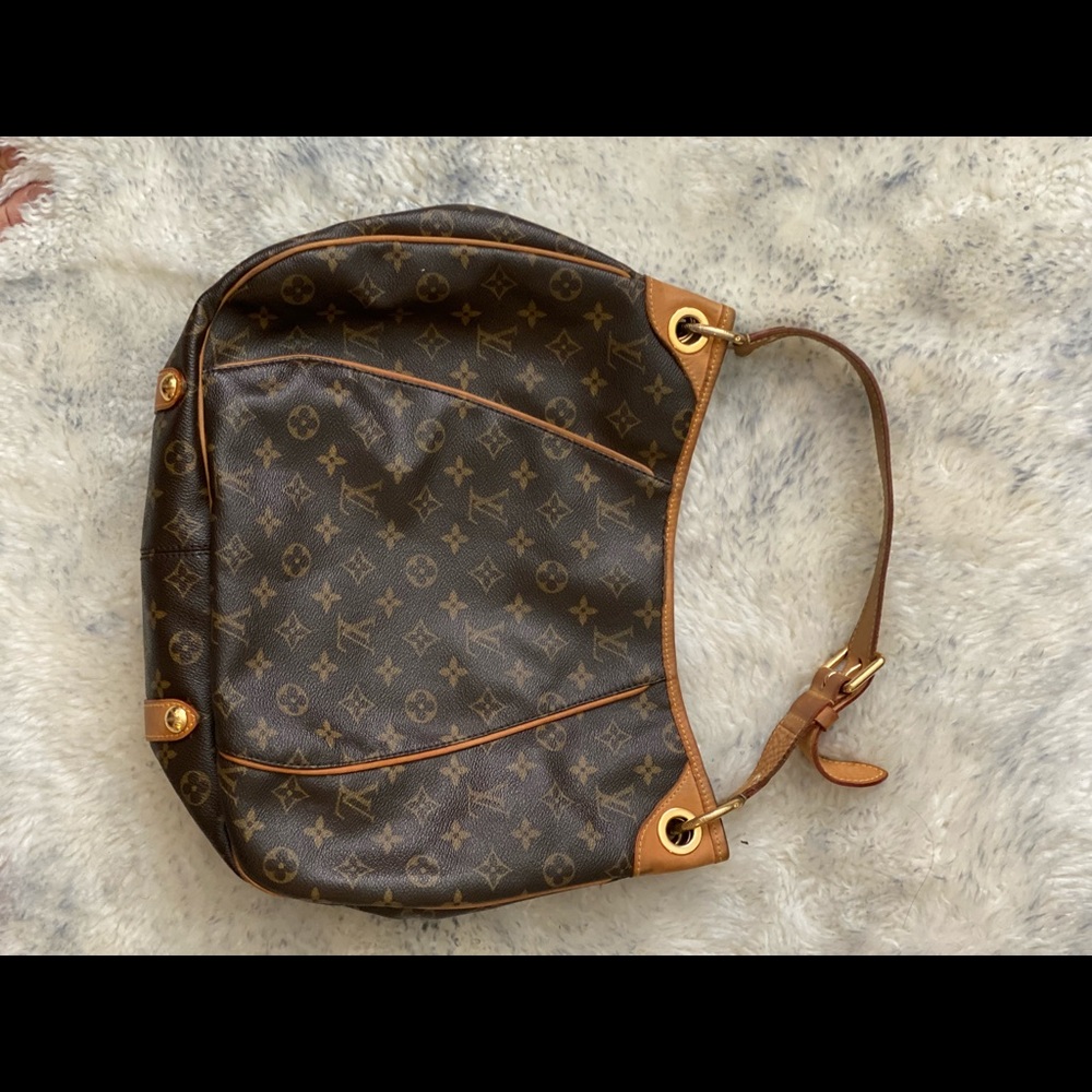 Authentic Louis Vuitton Galliera PM Used authentic - Picture 4 of 15